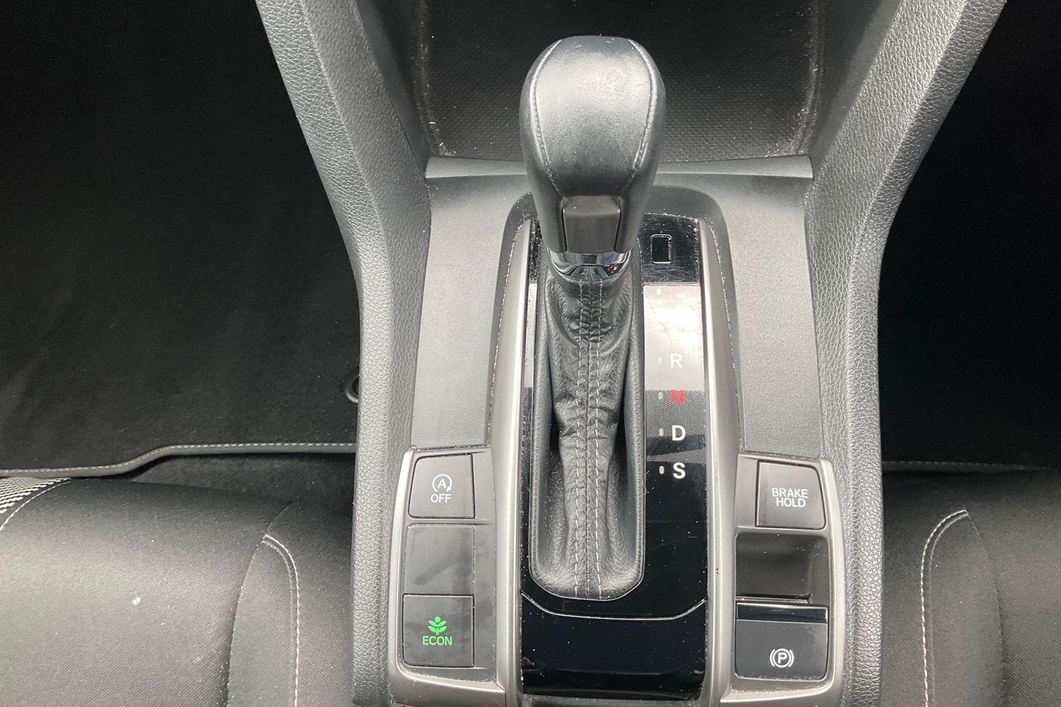 Honda CIVIC Photo 26