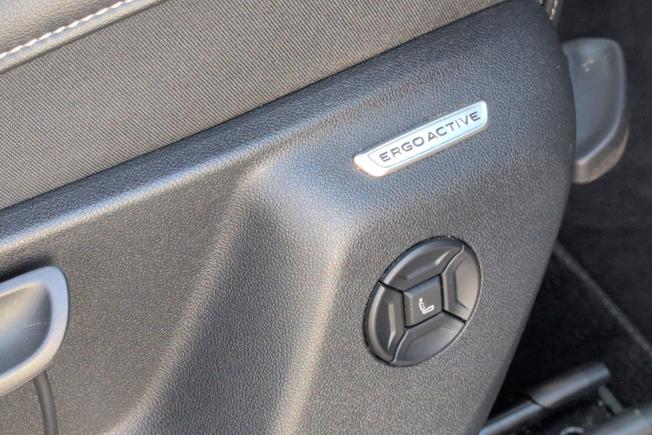 VOLKSWAGEN Tiguan Photo 22