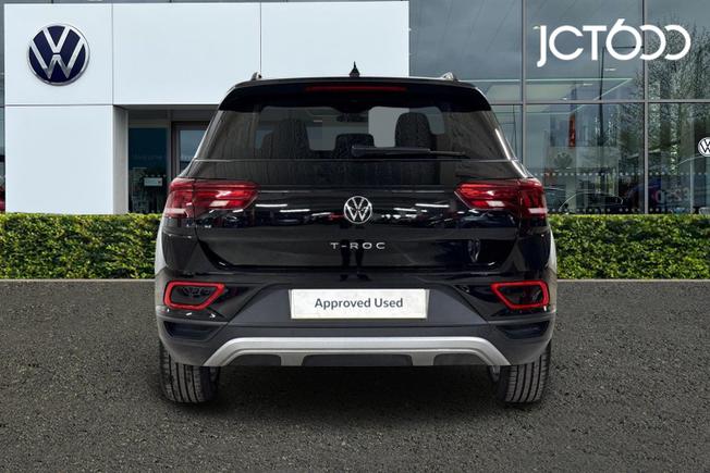 VOLKSWAGEN T-Roc Photo 7