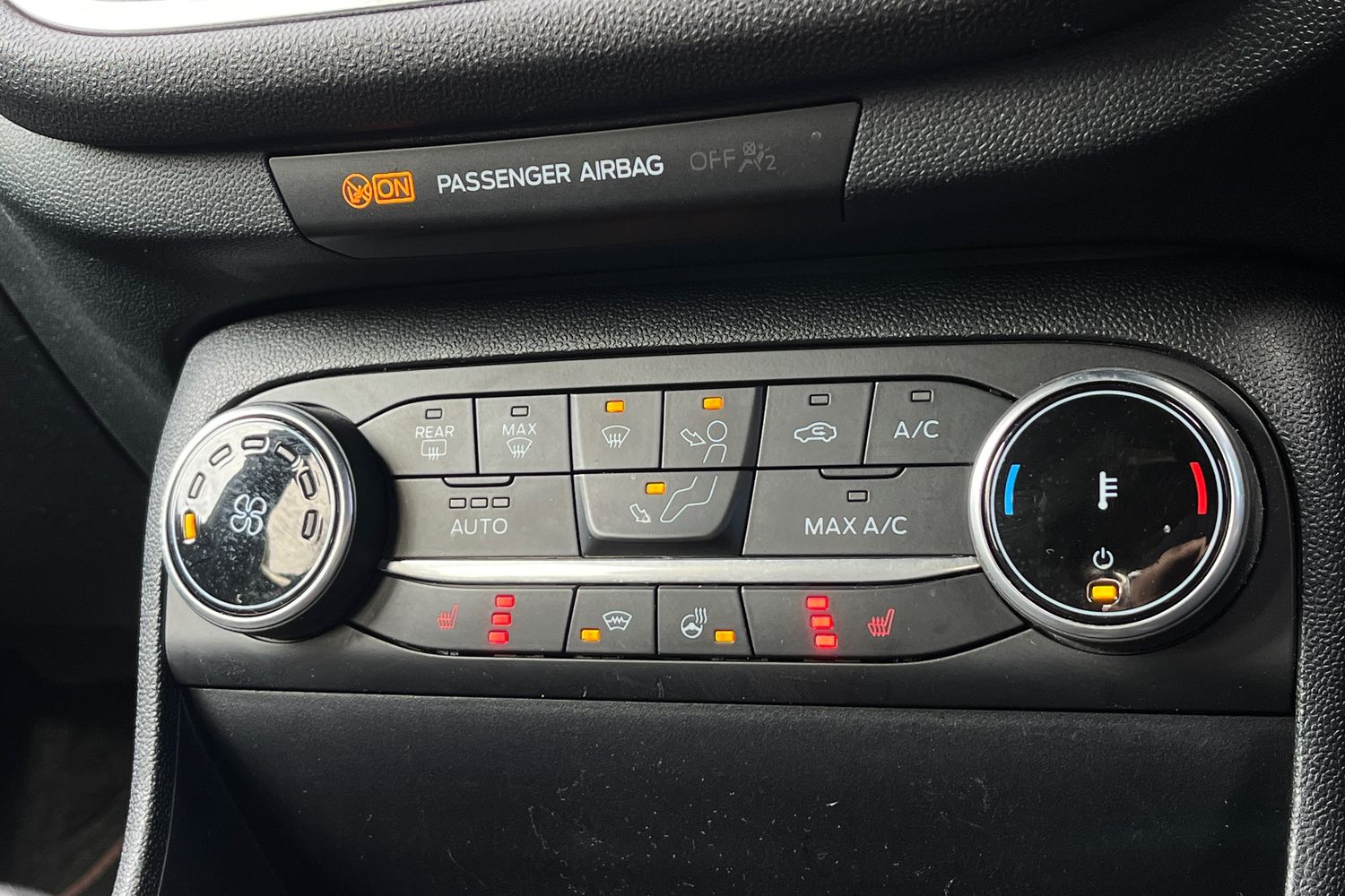 Ford Fiesta Photo 32