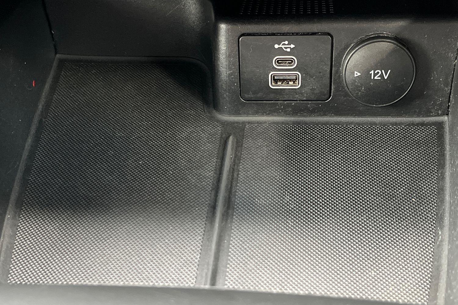 Ford Kuga Photo 32