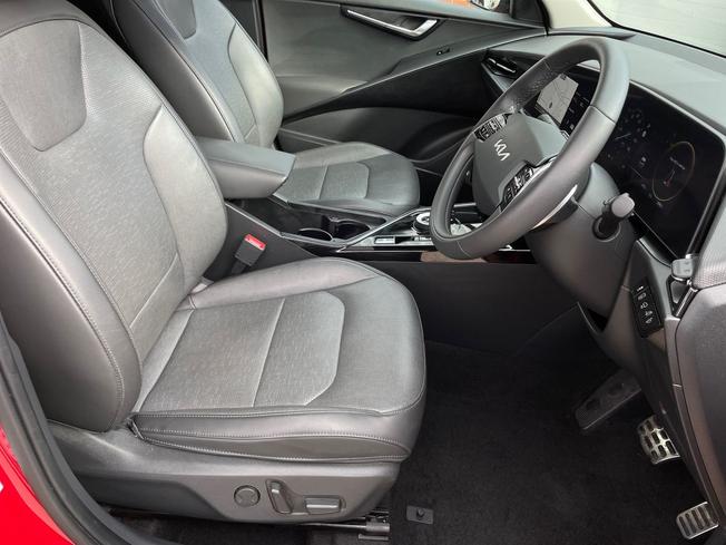 KIA Niro Photo 29