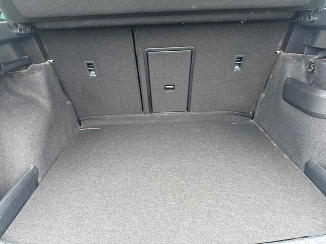 ŠKODA Karoq Photo 12