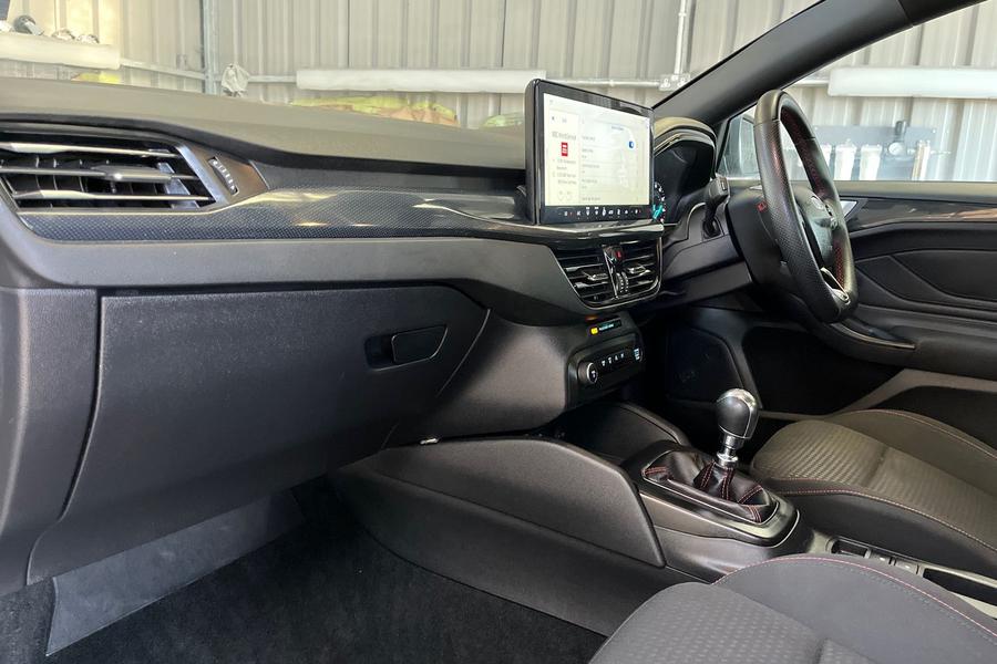 Ford FOCUS Photo autoimg-4d090b8e96c6349f80456974d7be973d8c3ed775.jpg