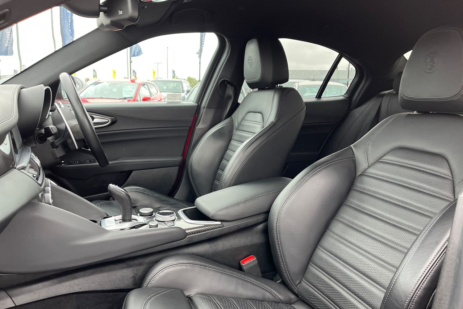 Alfa Romeo GIULIA Photo 18