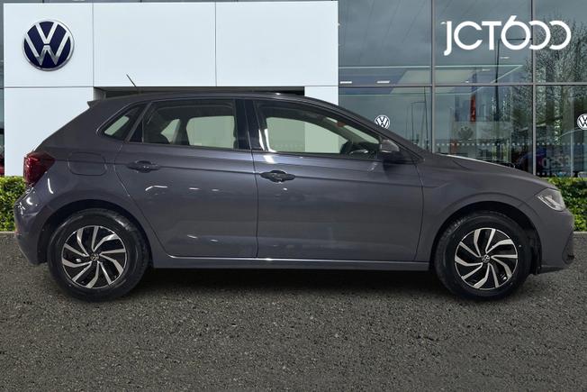 VOLKSWAGEN Polo Photo 4