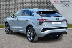 AUDI Q3 Photo 3