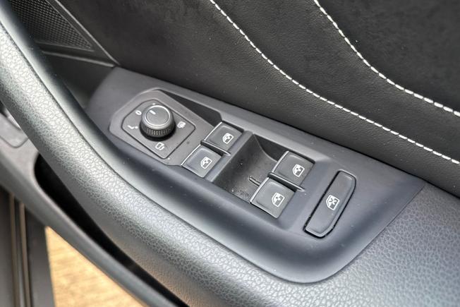 VOLKSWAGEN Arteon Photo 26