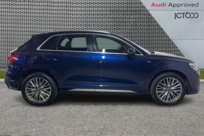 Audi Q3 Photo 4
