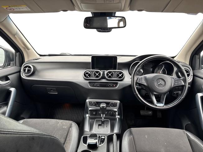 MERCEDES-BENZ X Class Photo 10