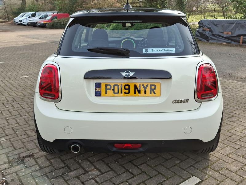 Used MINI Hatch PO19NYR 42