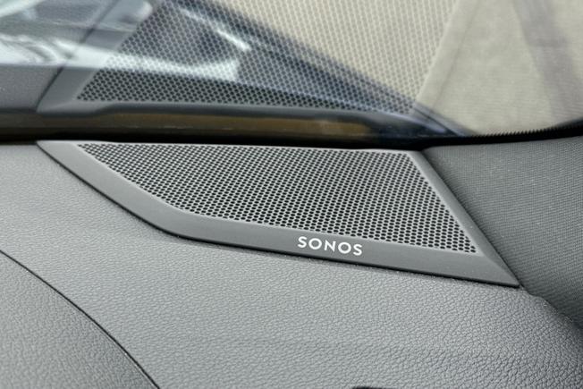AUDI Q3 Photo 40