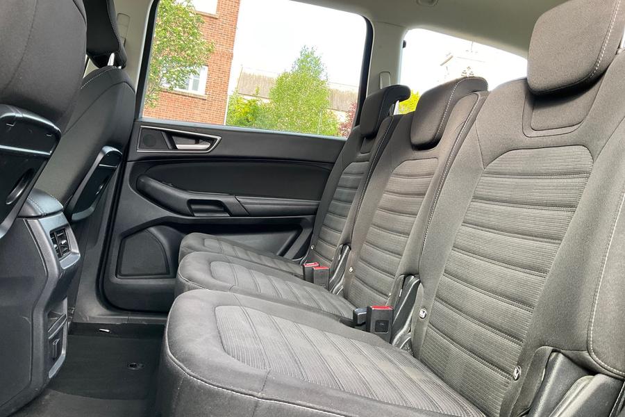 Ford GALAXY Photo autoimg-4d24c27f7de2e3115fb523a7c0394692fe670fc7.jpg