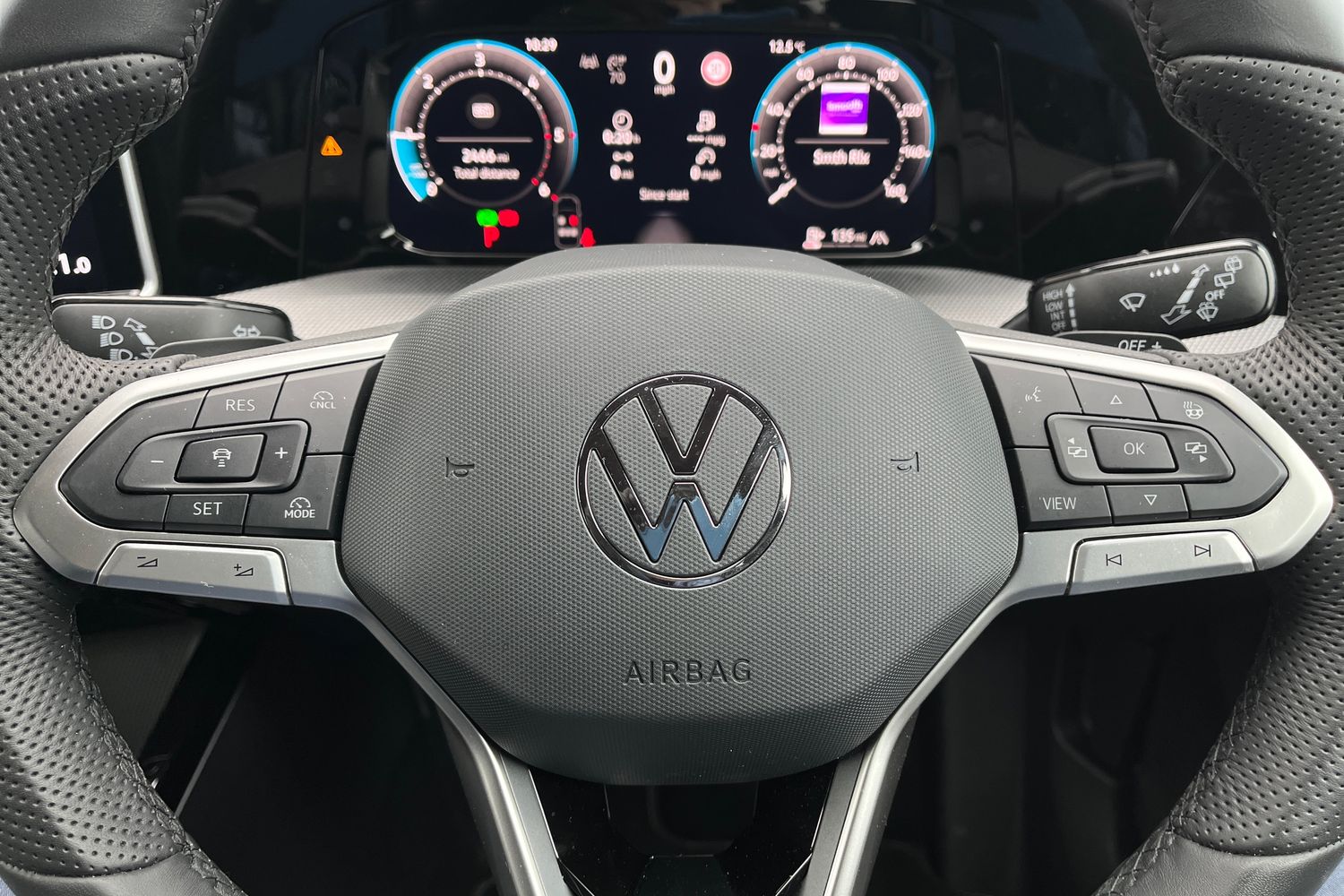 Volkswagen Golf Photo 11
