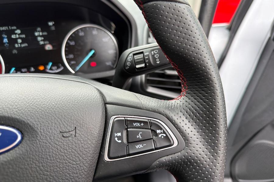 Ford ECOSPORT Photo autoimg-4d27667d38ef456d4ab1ecbda669bd4161ed88f4.jpg