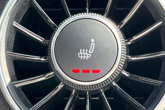 AUDI TT Photo 24