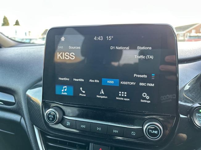FORD Fiesta Photo 13