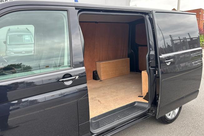 VOLKSWAGEN Transporter Photo 50