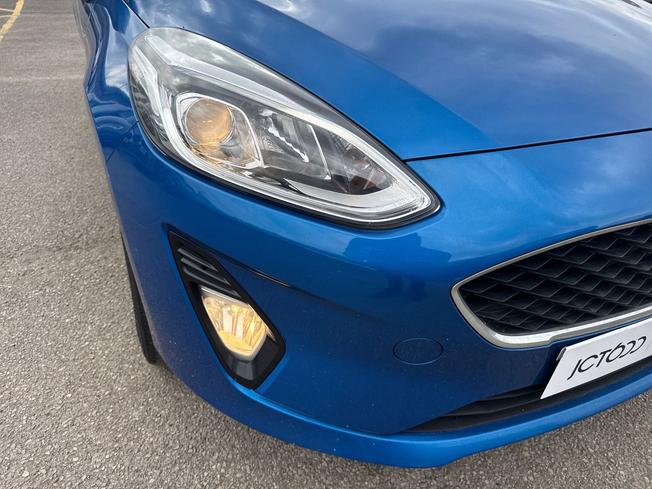 FORD Fiesta Photo 28