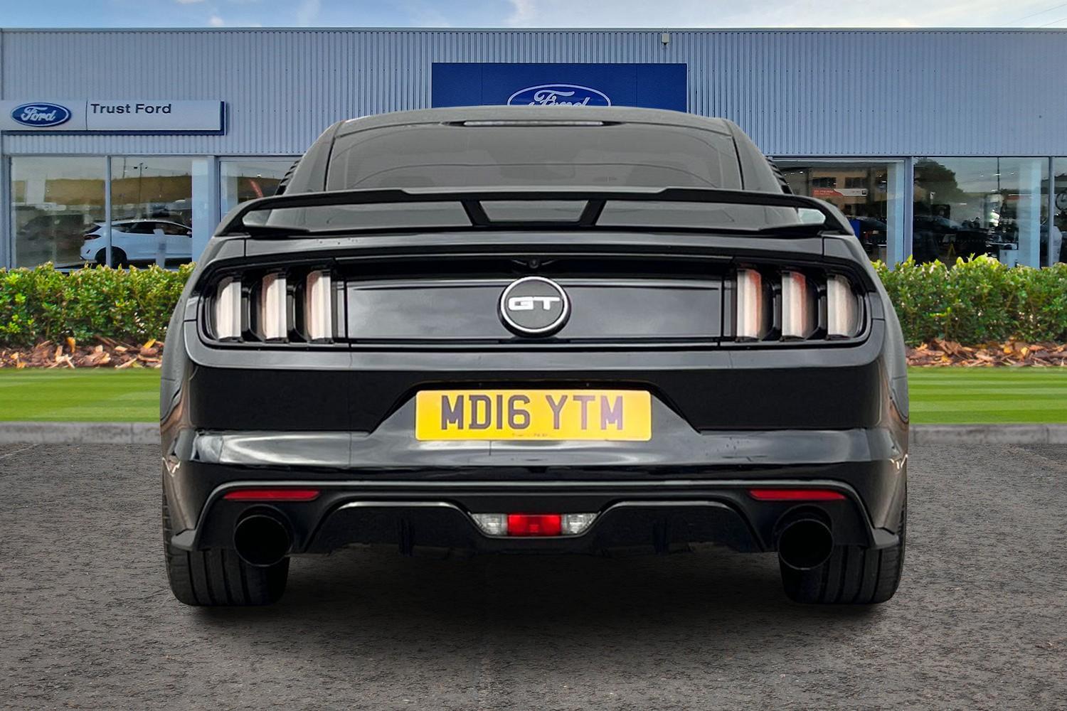 Ford MUSTANG Photo 6