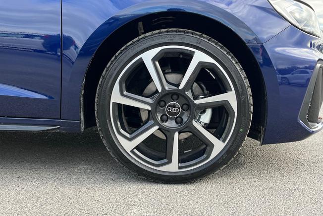 Audi  A1 Sportback Photo 5