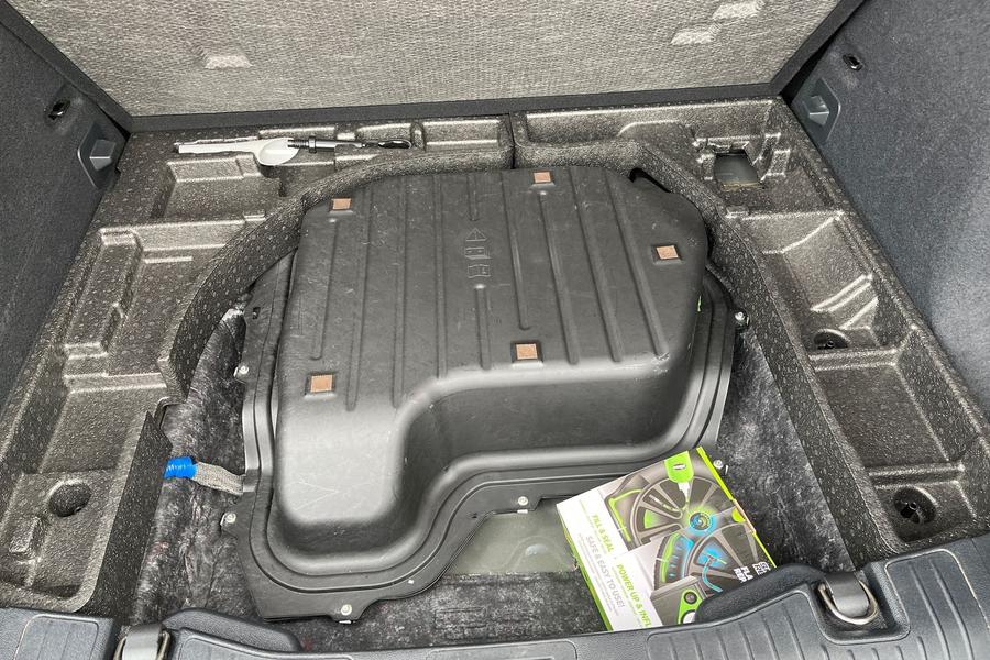 Ford KUGA Photo autoimg-4d33c07acec7c6cbca1d01e68b19165a346c1eca.jpg