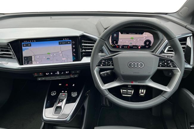 AUDI Q4 E-Tron Photo 11