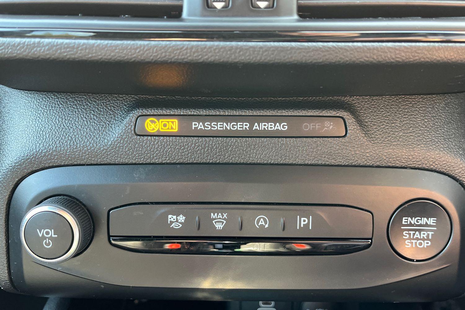 Ford FOCUS Photo 28
