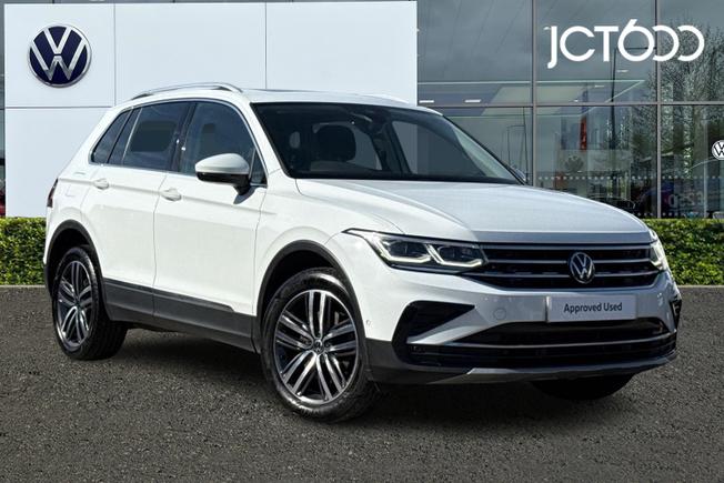 VOLKSWAGEN Tiguan Photo 1
