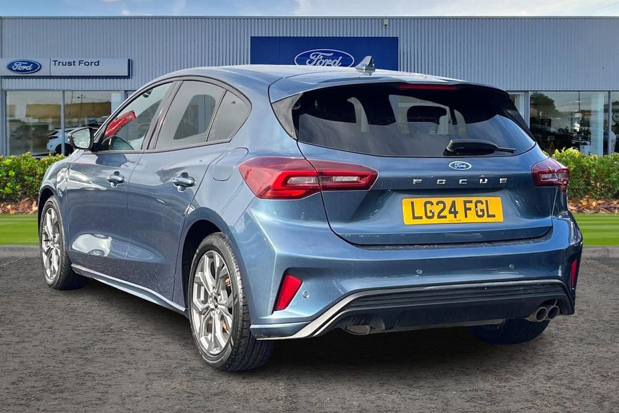 Ford FOCUS Photo autoimg-4d366a7722776c65e12306c03ad175875de8918b.jpg