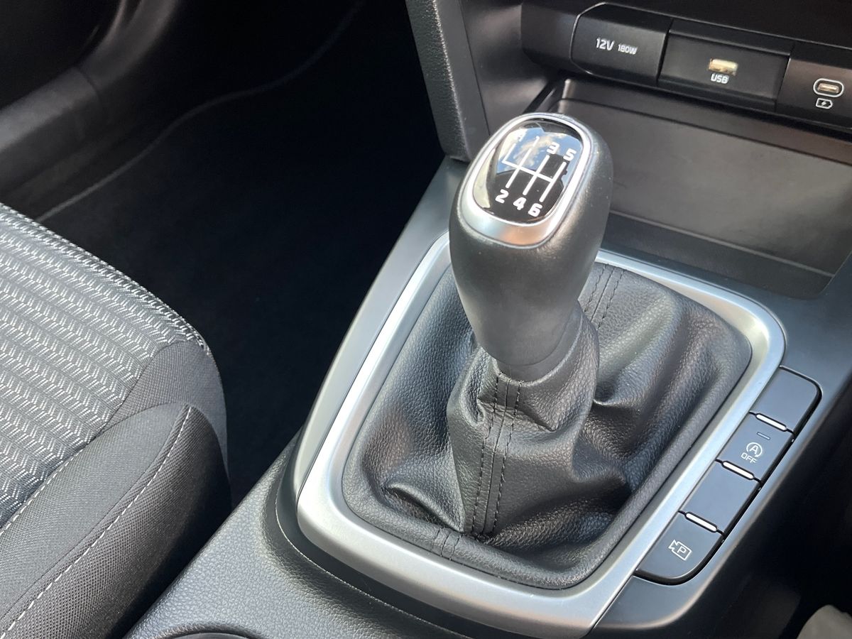 Kia Ceed Photo 11