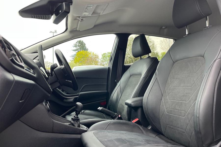 Ford Fiesta Photo autoimg-4d38a6a95a6e04de633cbdf336b209eb232922ae.jpg