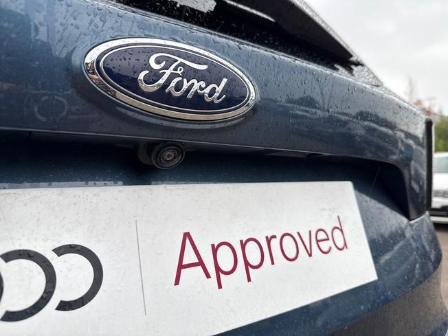 FORD Kuga Photo 23