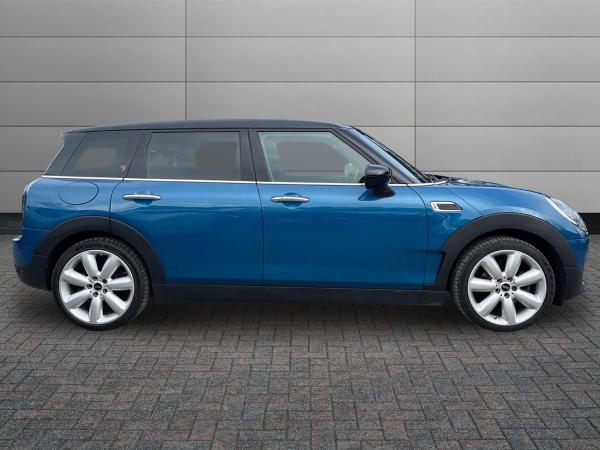 MINI Clubman Photo autoimg-4d449c920065868f0863dcaf6664f5c4ca044209.jpg