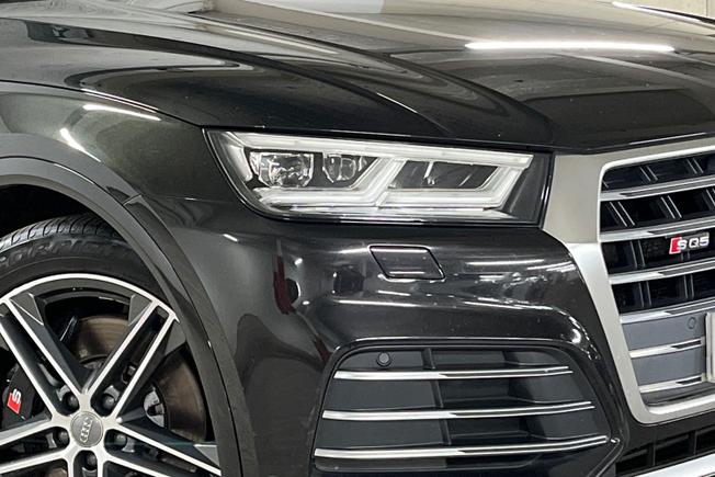 AUDI SQ5 Photo 19