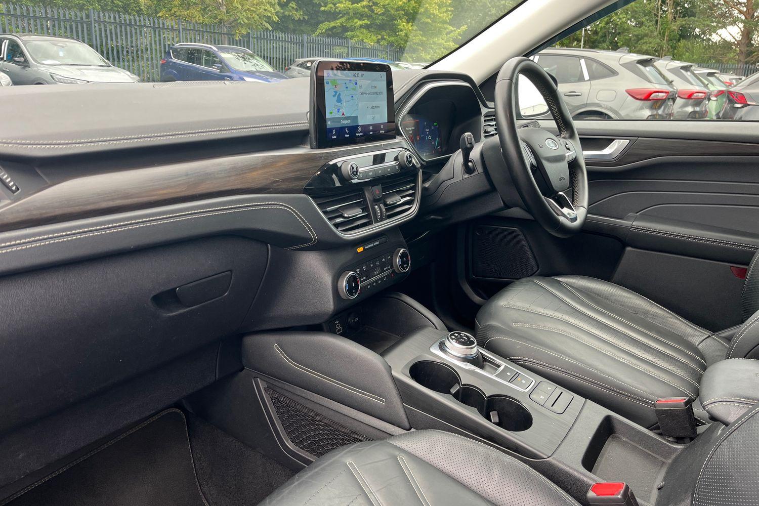 Ford KUGA Photo 17