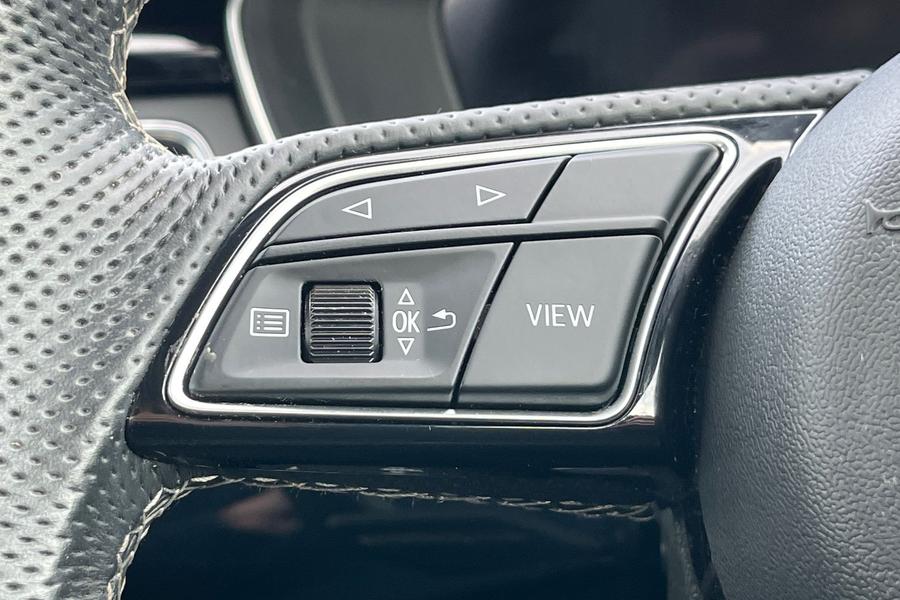 Audi A4 Photo autoimg-4d4d25f18714e3d4feaaa6abc344c491d8ba1ea9.jpg