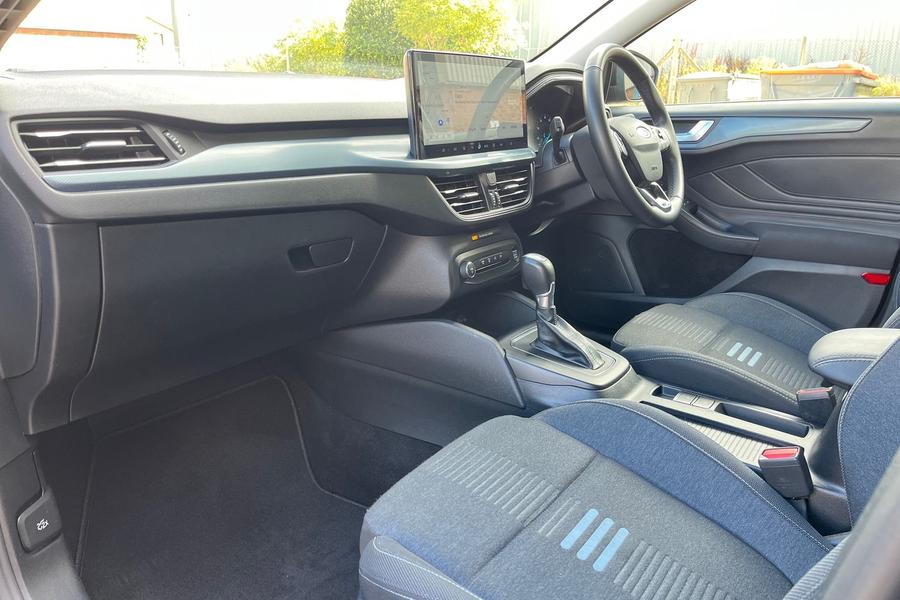 Ford Focus Photo autoimg-4d50755847864a62f1d2433d34944fa922eeb360.jpg