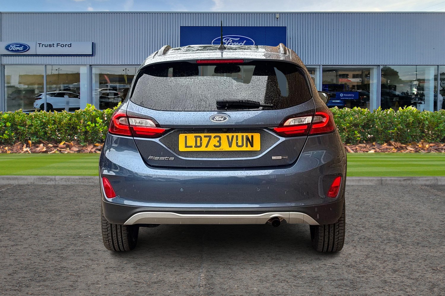Ford Fiesta Photo 6