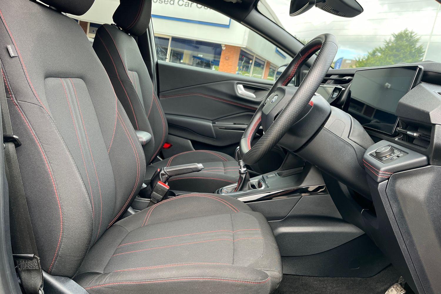 Ford PUMA Photo 16