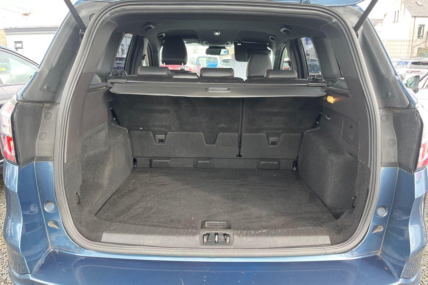 Ford KUGA Photo 20