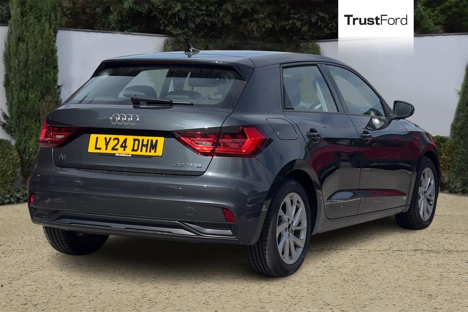 Audi A1 Photo 3