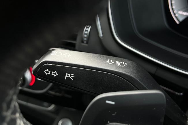 AUDI A4 Photo 41