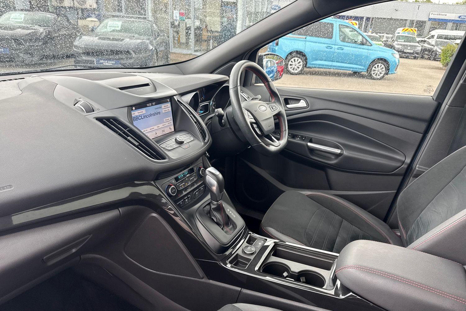 Ford KUGA Photo 17