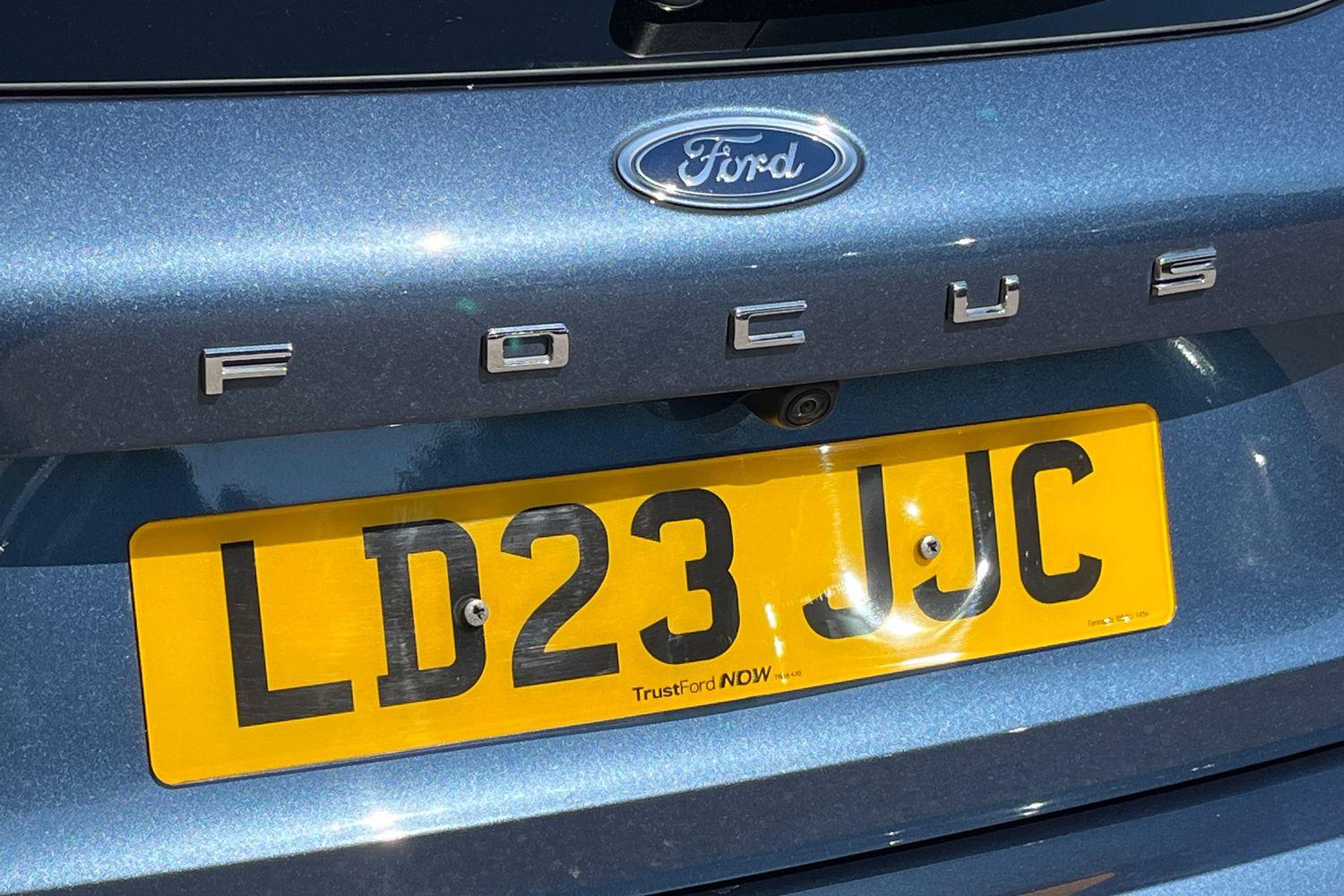 Ford FOCUS Photo 39