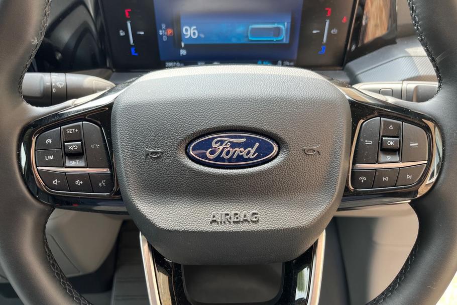 Used Ford TRANSIT CUSTOM HV26SKU 27