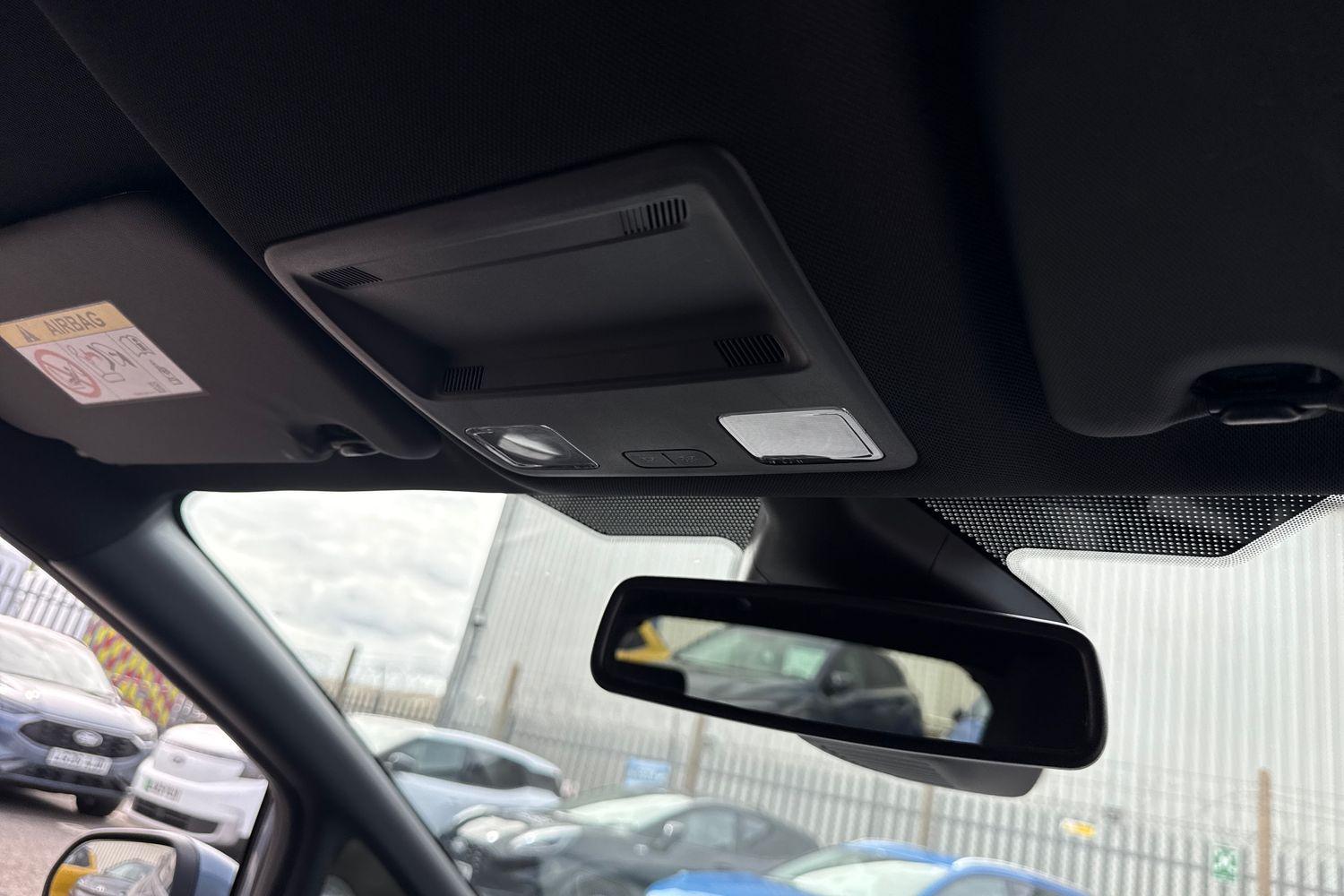 Ford Fiesta Photo 37