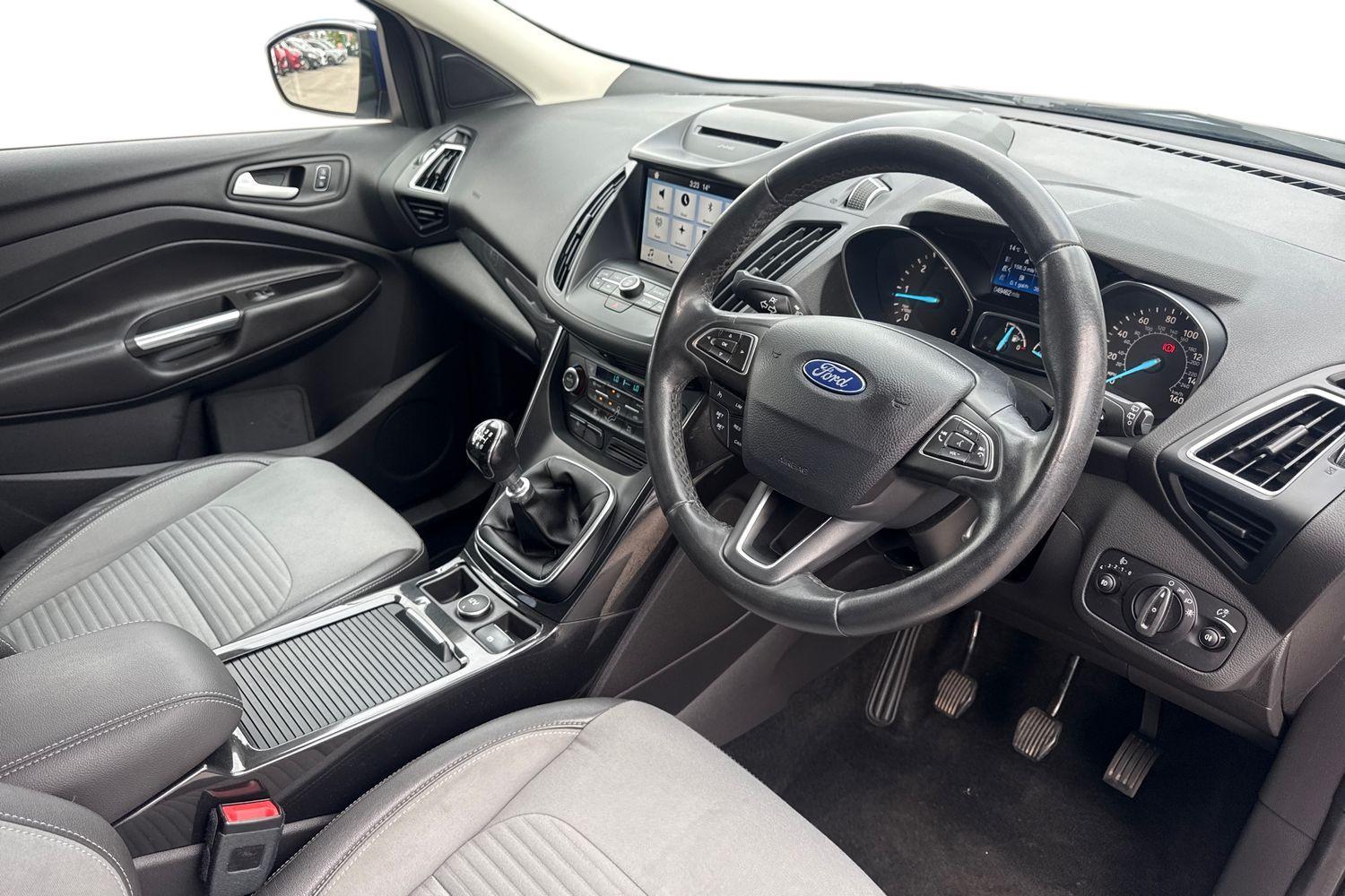 Ford KUGA Photo 8