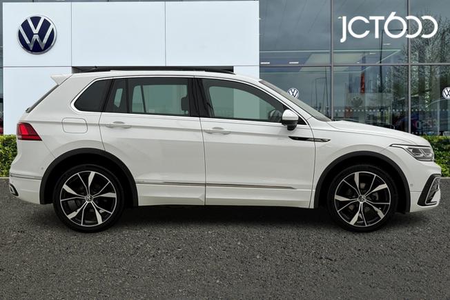 VOLKSWAGEN Tiguan Photo 4