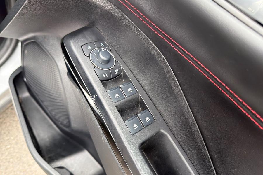 Ford PUMA Photo autoimg-4d6cf7f830dd322884a36a9411b0911214ebfdea.jpg